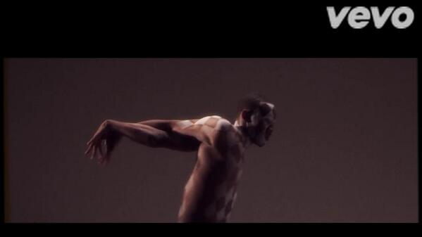 sarahbergens's tweet image. @ArianaGrande this just freaked me out #ProblemVideoOnVevo