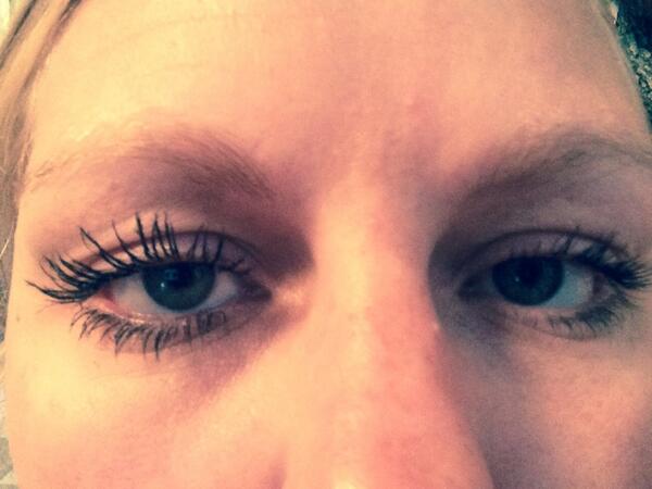 samiamfwo's tweet photo. Get 3D fiber lashes  
https://t.co/ijyXfEL6Ur http://t.co/sBou7aTwnF