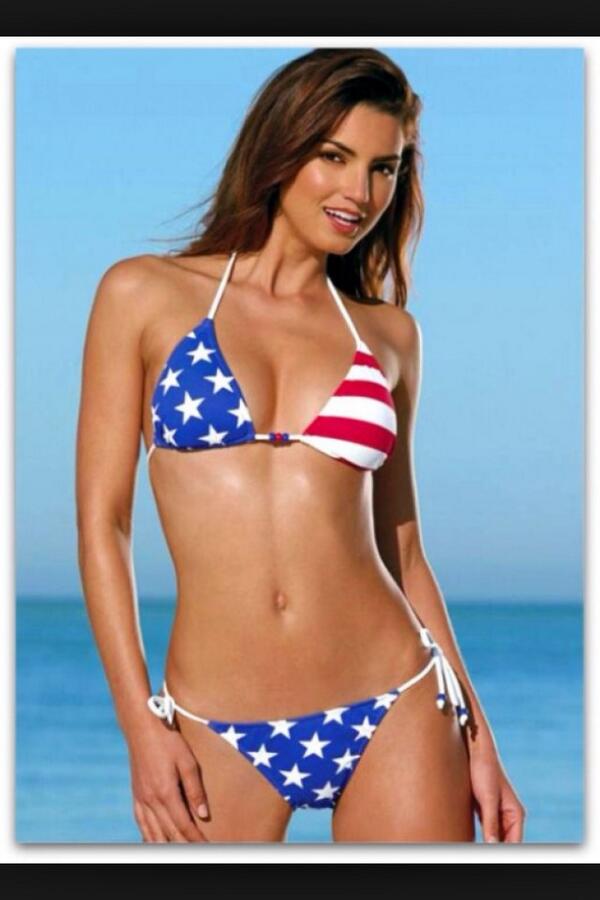 RealHotChicks1's tweet image. Can only wish