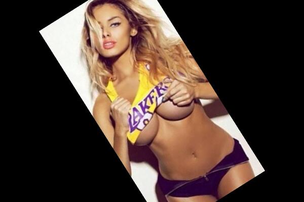 RealHotChicks1's tweet image. Basketball girls 💗💓