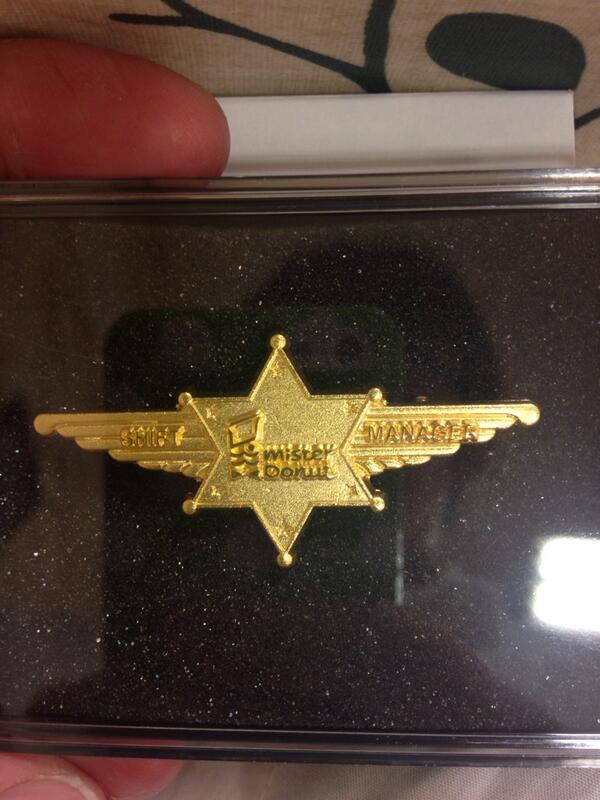 ざわざわ やった ミスドのシフトマネージャーの筆記テスト受かった 次から俺も働きさんをトレーニングする立場か W 緊張するなー 人 Http T Co W1q9swkzub