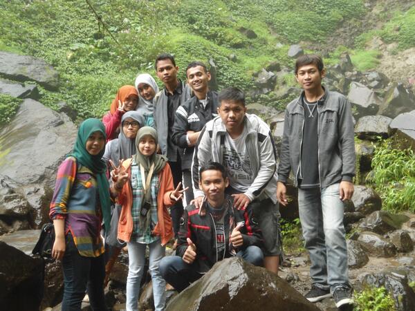 kimroatun's tweet photo. koe banget to RT @al_sela: Cah alayRT kimroatun poke @era @A_Helmi96  @al_sela @caisyahputri @irfanyudha005 http://t.co/W9PSinYC2L