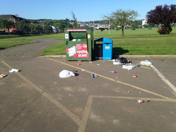 #inverclydecouncil stop wasting our #counciltax on services we don't need! clean the place up #batterypark #greenock