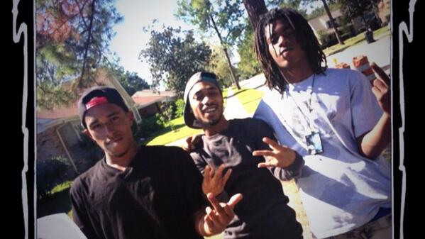 Nutrinika's tweet image. That's how they  was coming. #FreeGrid ~ #FreeWalt  :::&amp;gt;. @tee_bills