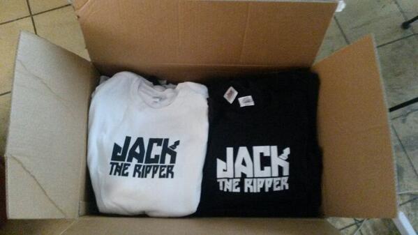 JackTheRipperE's tweet photo. Ya están disponibles las camisetas oficiales de @JackTheRipperE por solo 6€! Contacta con nosotros si quieres una! http://t.co/sWGtomGKfR