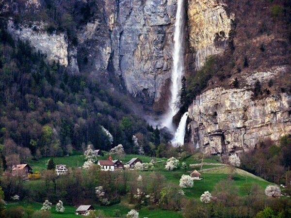 Spring in St. Gallen, Switzerland #CGE #landscape