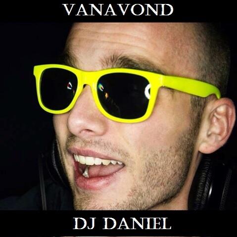Vanavond knallen we het weekend weer uit met DJ Daniel (hij van ons geweldige oud en nieuw feestje!)