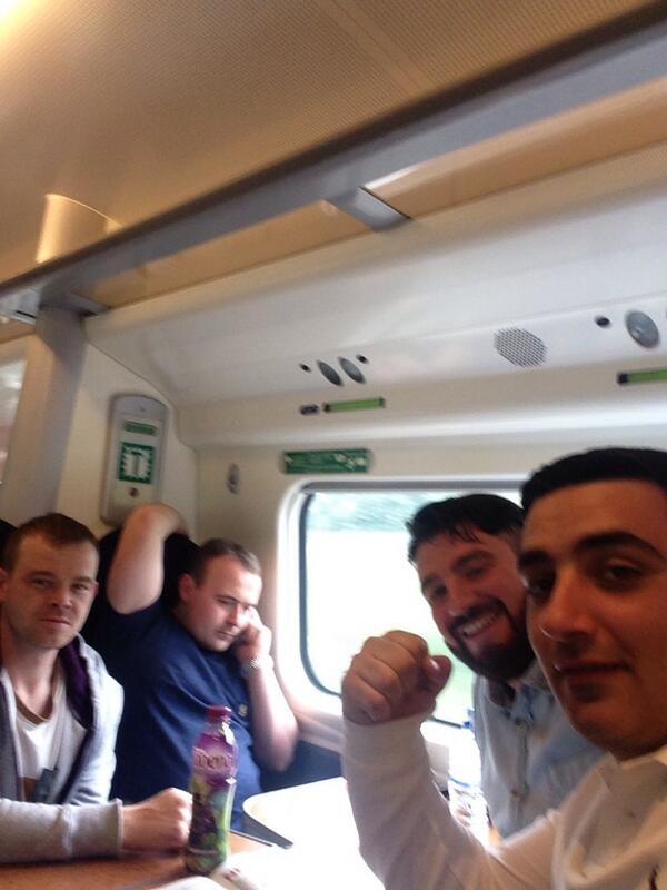 covcelt1981's tweet image. En route to London Town! #TeamGroves  @StGeorgeGroves 👊👊🙌🙌🍻🍻
