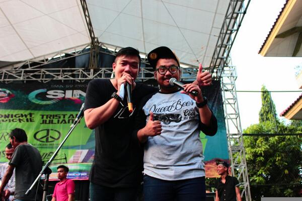 <a href="/932FM/">MD RADIO JAKARTA</a> ketemu sama mereka nih <a href="/rusfiankarim/">rusfian karim</a> <a href="/twiternyaBiBen/">Muhammad Benny M</a> di pensi @Since6th