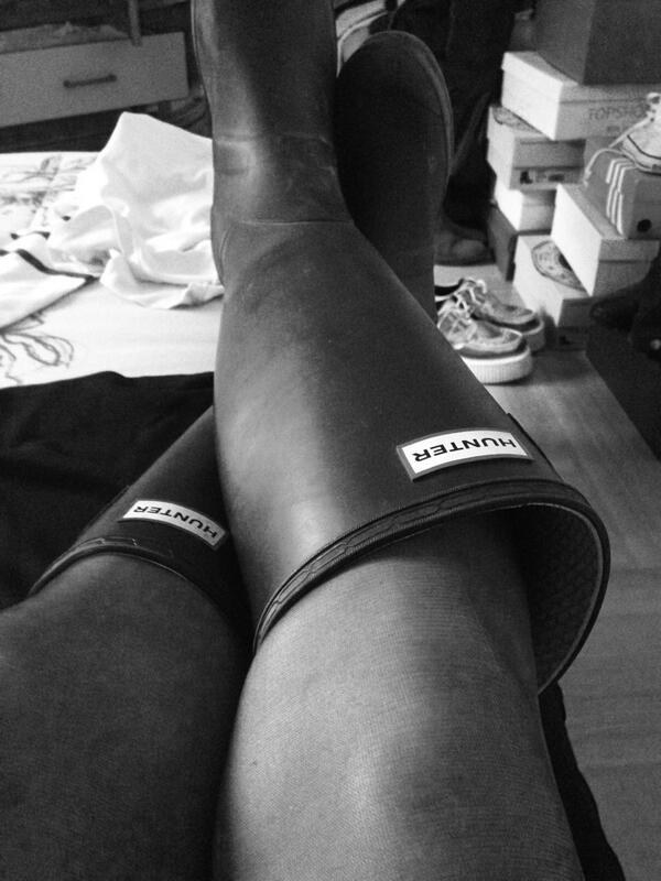AndBosc's tweet photo. Yuhu! Hunters' Day! #plujapertothom 😊☔️ http://t.co/5oZu0Ilomk