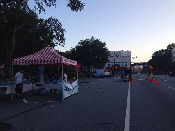 @SERV5KMusicFest gearing up for a g8 race