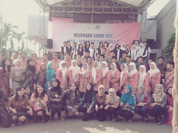 CASPERBALLS's tweet photo. Kadang kangen saat kayak gini. Pengen puter waktu lageeeh:')))) http://t.co/rCN5sYszyo