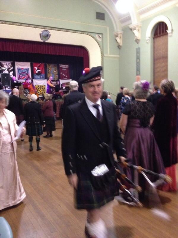 Scottishhouseau's tweet photo. The piper who piped us all in. http://t.co/hdqLFv77Lb