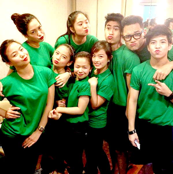 SweetJaneOineza's tweet photo. @itsEllaCruz @milesocampo @shar_sanpedro @kiraycelis @AguasNash01 #NGUSO #BBJANE #TeamJane http://t.co/AjjpyqTfD6
