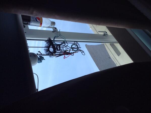 explicitstefan's tweet image. I put a sign on my window saying watch problem on vevo
#WatchProblemOnVEVO #StreamProblem