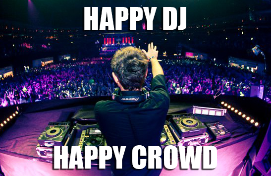 DJSONTHENET's tweet photo. How's your weekend?.. Whether you're working or relaxing, have a good one! http://t.co/8I34eqI33F
