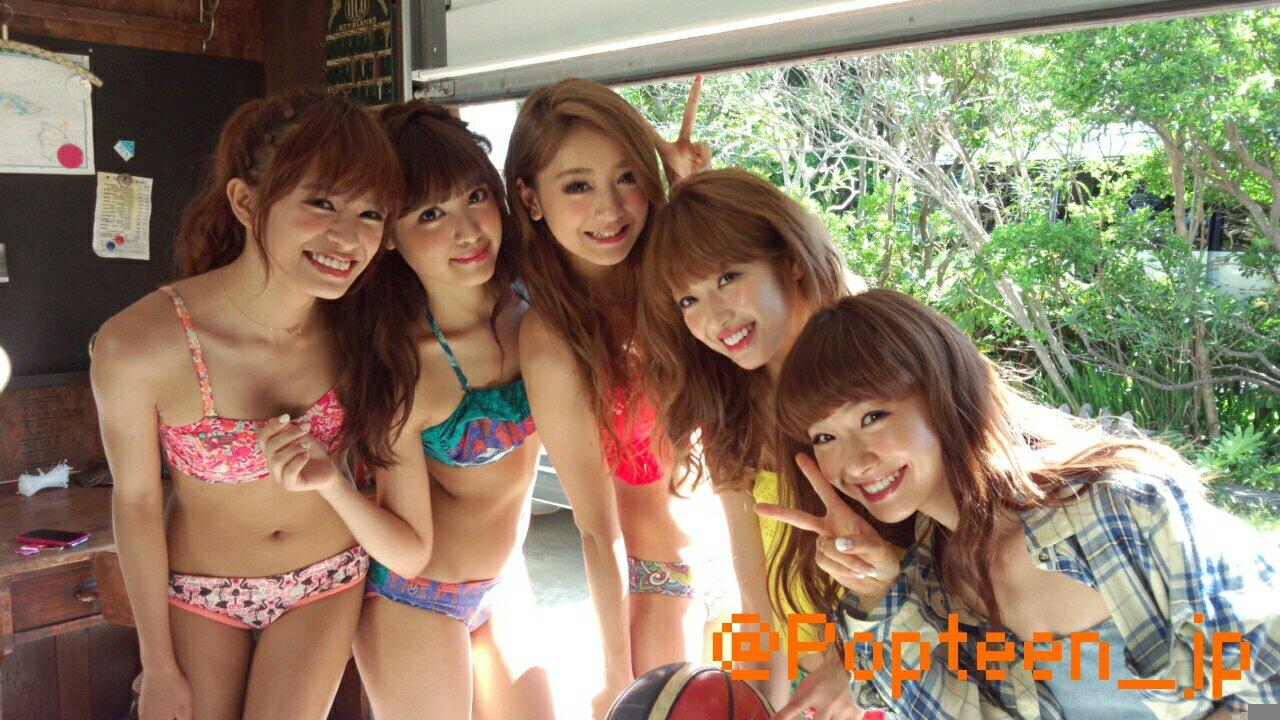 Popteen ポップティーン Popteen7月号 盛れる水着 Collection オフショット みずきてぃだけ先に撮影を終えて私服 あとはみんな水着 Http T Co T1ti7fiy6o Twitter