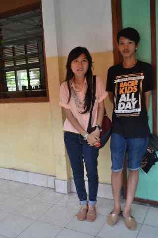LipsAFK's tweet photo. mata lo indah ya haha beler djoy abis neken kaga tidur2 haha :p @Rediyestha http://t.co/irKY8vZ0p5