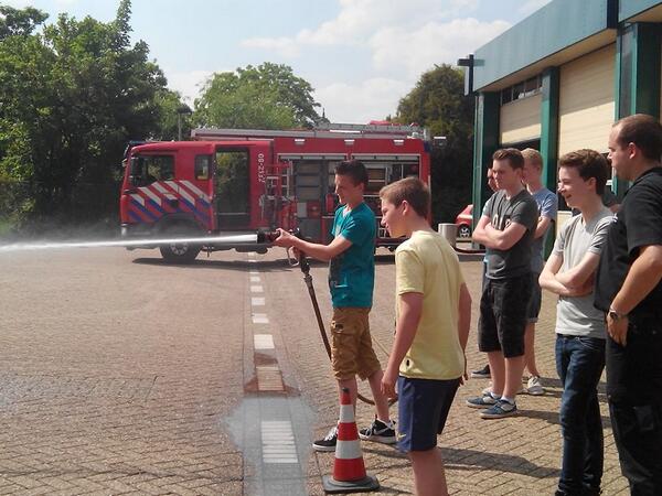 Geslaagde eerste dag met 30 hiero's <a href="/HierosNL/">Hiero's</a> . Bezoek aan <a href="/Pluryn/">Pluryn</a> en #brandweer #Nijmegen