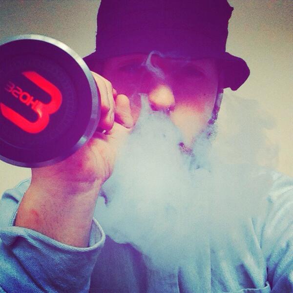 RidzyWhite's tweet photo. Starbuzz Whityze http://t.co/L6TzdjQtsr