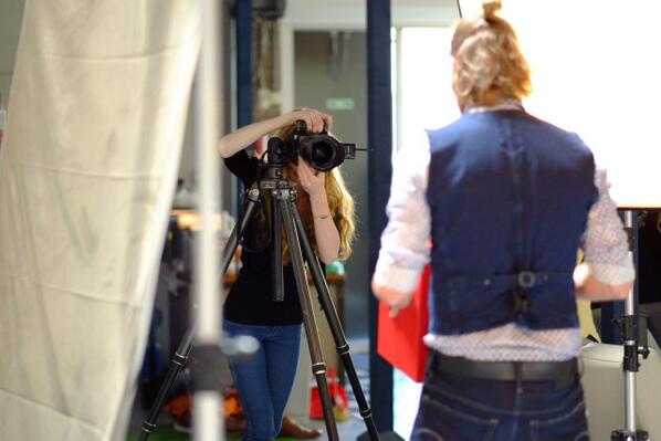 Kijk m staan, die <a href="/WW2004/">WW2004</a> (via <a href="/Wubbenchan/">Wubben.Chan</a>)