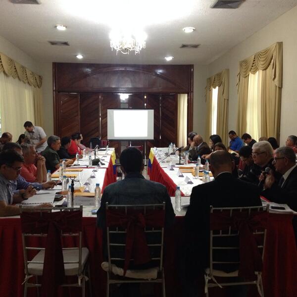 viceterritorial's tweet photo. Se da inicio de Reunión Interministerial con la Comisión de Ambiente de la Asamblea Nacional @ANPRENSA @HGarciaPlaza http://t.co/6T6J26ZnKI