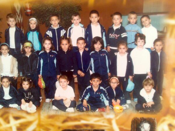 Sara_cp23's tweet photo. Echo de menos a estas personitas importantes(": Los quiero demasiado<3. http://t.co/yosgCYQIiR