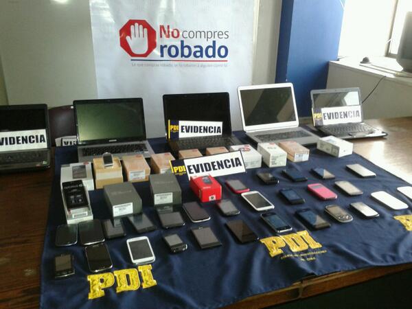 losandeshoytwit's tweet photo. Gebro de la PDI recupera 8 millones en especies en persa BioBio tras robo en tienda abcdin Los Andes http://t.co/NwqSJVbUMe