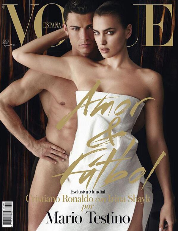 diarioas's tweet photo. RT @AS_TV: Cristiano desnudo junto a su novia Irina para la portada de Vogue http://t.co/JoRCV5DejP http://t.co/jGcyjZdtsL