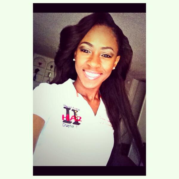 ChrisSoStewpid's tweet photo. "@___shanie: ..a v i http://t.co/m1DYoUi6OM". Pretty