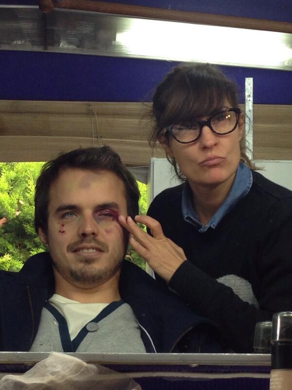 rojasbenjamin's tweet photo. @valeriabredice la mejor maquilladora de Sudamerica, a cargo de mi jeta...
Que honor!
#MADS http://t.co/mLJ39KlIm2