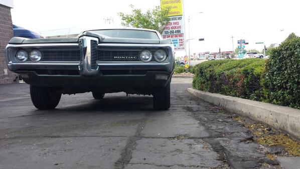 sophistical's tweet photo. Notice how the front left tire tilts inwards? That's why we are still in New Mexico. 
#3friendsepictrip http://t.co/AA2o2O5Zs9