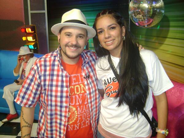 gloriadum's tweet photo. @joseayalaC13 holaa! Q mucho m diverti viendo l programa del sabado! El principito hizo todo! Muy buena onda ustedes! http://t.co/3ADNfIOvOa