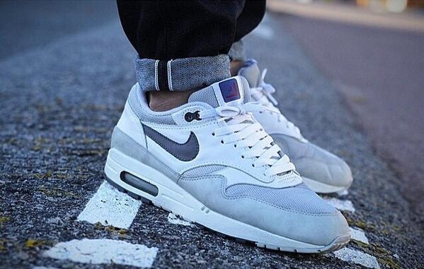 nike air max 1 wings and waffles