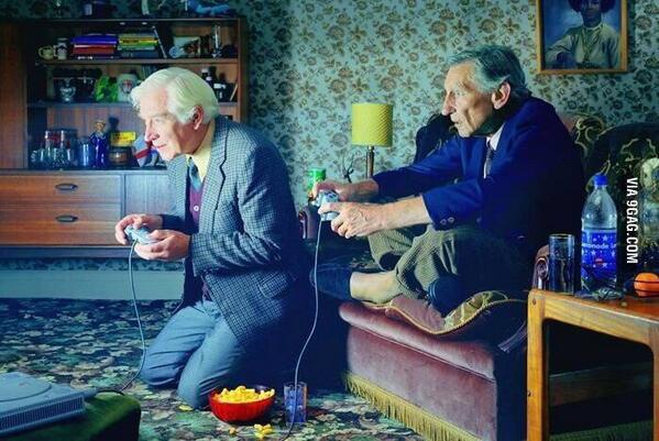 theAlanAffect's tweet photo. You know, getting old doesn't seem quite as bad now. #oldgamersrule http://t.co/Tma3jh1nw8