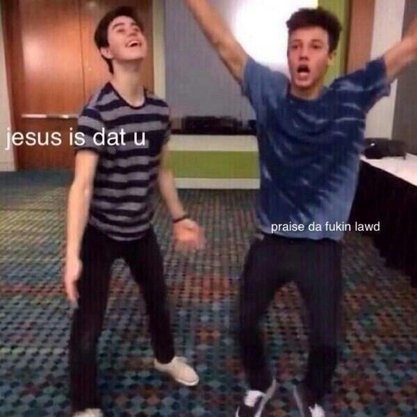 I just can't stop laughing 
LMFAO