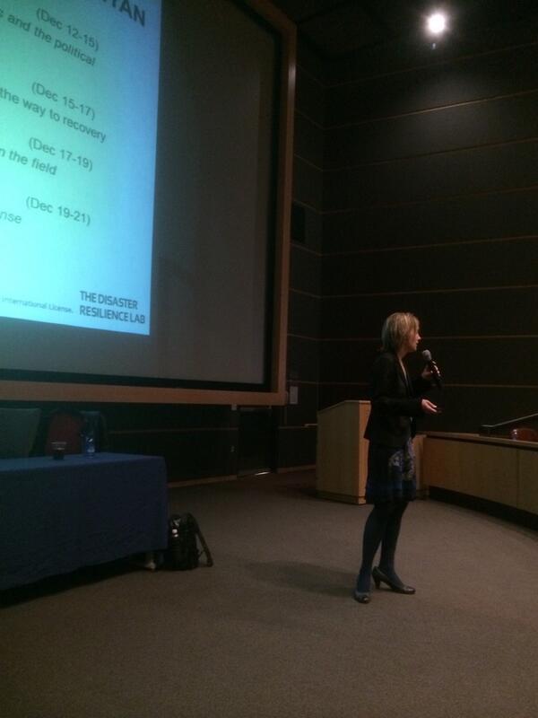 gislio's tweet image. Action research in the path of #haiyan presented by @tinacomes #iscram2014