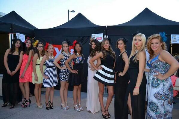 DniModas's tweet image. Gracias a tod@s los que hicisteis posible la III Pasarela de Modas @BenalmadenaAyto @AnaMaciasGuerre @yolandapvera