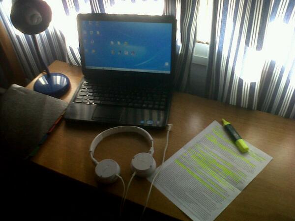 Juangalindes's tweet image. Trabajo de historia, pura foto. #CmapTools