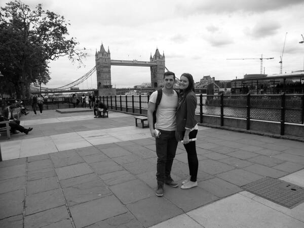 Erin9Lau's tweet photo. @seabiscuit_tam love love http://t.co/1vq3aTqr0O