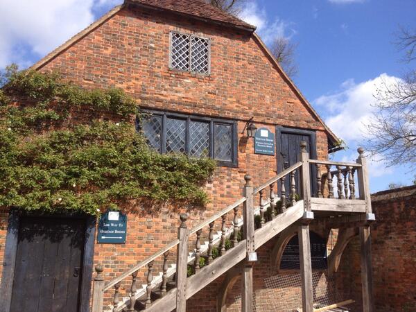 HeritageBrides's tweet photo. Heritage Brides is based @Stable_Yard @Hatfield_House. It's free entry and free parking. And it's fab. #hertshour http://t.co/ryJpeIc58I