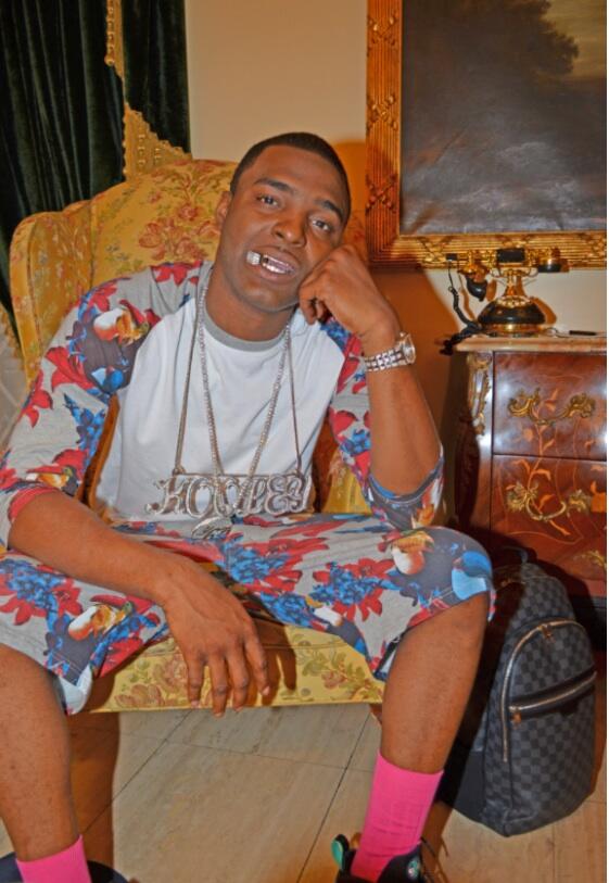 kooleyv's tweet photo. Follow me on Instagram @seabastian_d_hood #YFSHIT http://t.co/FSn7PHuZak