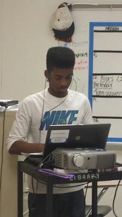 IamZGP's tweet photo. My mans on the laptop #zgpScavhunt http://t.co/030G0Ppsm8