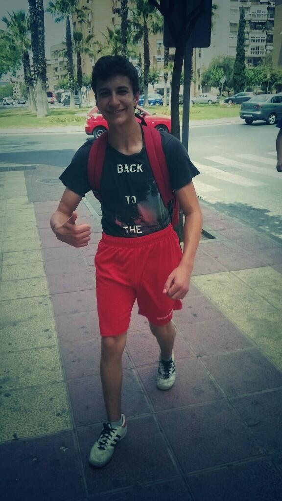 Brc44Bryan's tweet photo. Jjajaa menudo tonto @Cmompean http://t.co/kbRojeJoW1