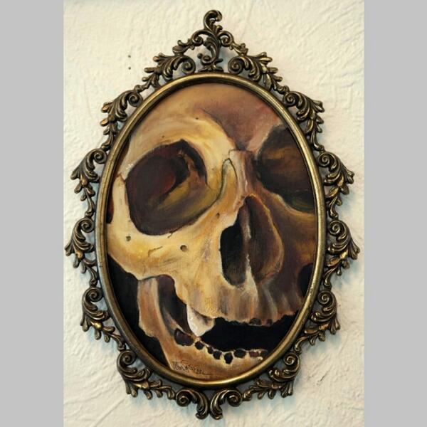 LinnTheres's tweet photo. 10x15cm Achrylics on wood.  Little skull study I painted. http://t.co/EBxgYjClur