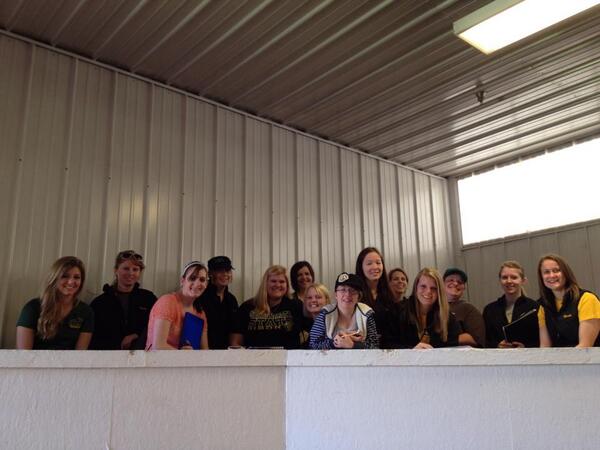 PeeperRanch's tweet photo. @NDSU North Dakota State University Equestrian Team visits Peeper Ranch!! #PeeperRanch #AMHA http://t.co/rAjeMqPh9i
