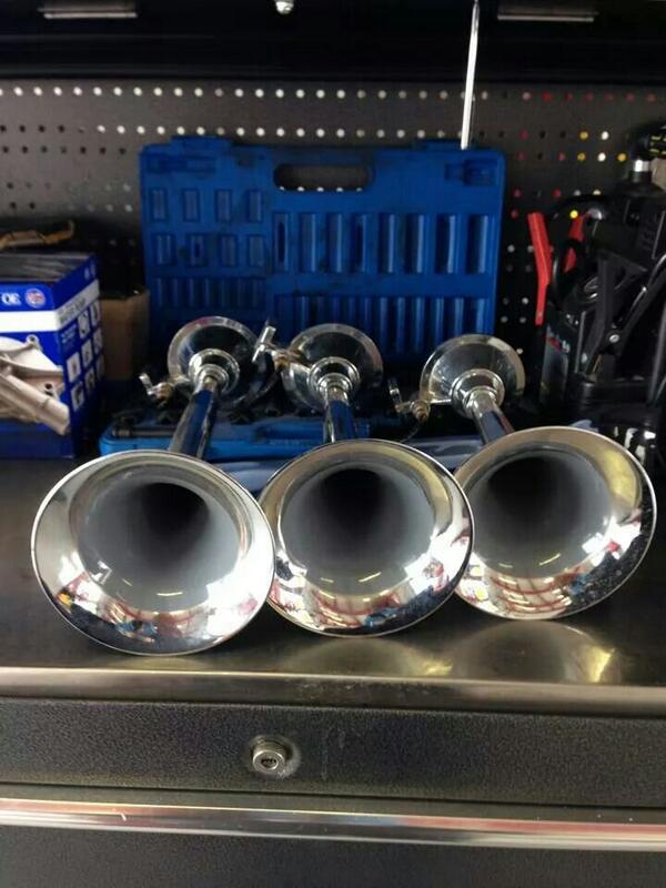 Train Horns Only $ 100 call me 469-230-6350 Dallas area only plano