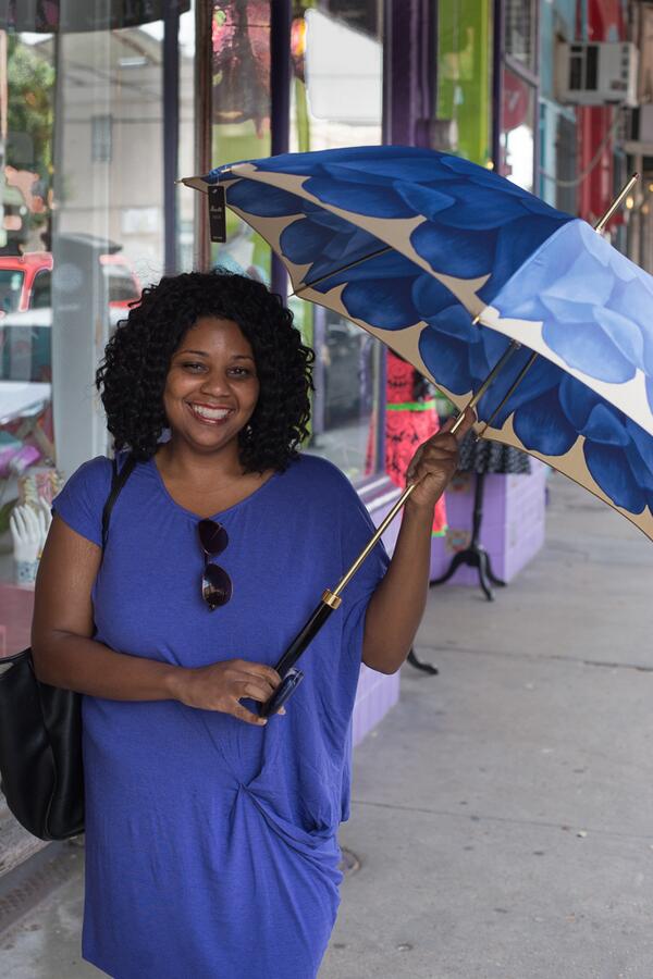 New Pasotti Umbrella!!
#umbrella #BellaUmbrellaNOLA #NewOrleans #blue #PasottiUmbrella