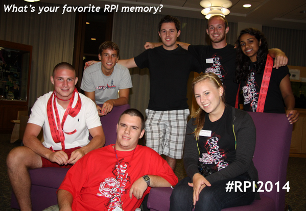Edavis097's tweet image. Throwback.... MONDAY! Remember this, #RPI2014? Don&apos;t forget to share your photos! @CLASSDEAN14 #RPISeniorWeek