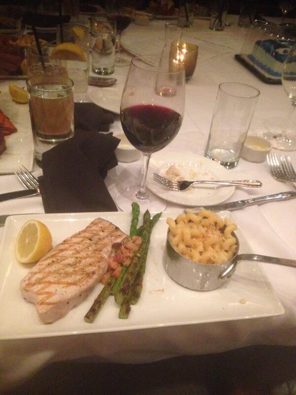 LcLUXX's tweet image. Tried sword fish for the 1st time👍 #Devons